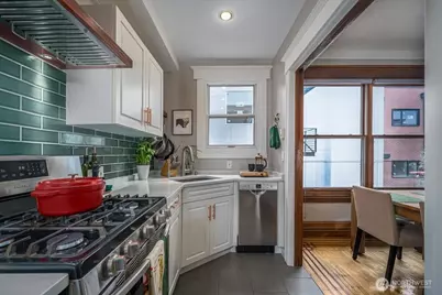 626 13th Avenue E #O, Seattle, WA 98102 - Photo 9