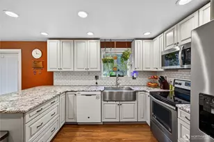 861 NW Haslo Pl, Oak Harbor, WA 98277 - Photo 7