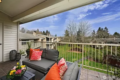 6301 Sand Point Way NE #E3, Seattle, WA 98115 - Photo 9