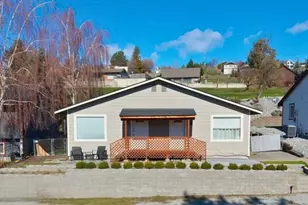 380 N Shore Ct, Manson, WA 98831 - Photo 1