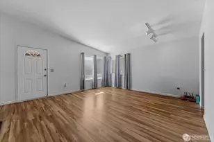 380 N Shore Ct, Manson, WA 98831 - Photo 9