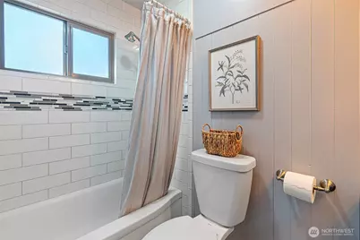 16714 Pleasant Beach Drive SE, Yelm, WA 98597 - Photo 17