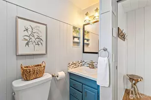 16714 Pleasant Beach Dr SE, Yelm, WA 98597 - Photo 15