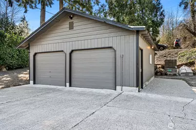 16714 Pleasant Beach Drive SE, Yelm, WA 98597 - Photo 35