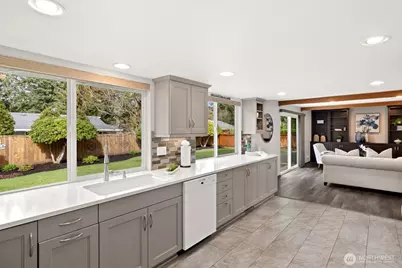 1436 Evergreen Place, Fircrest, WA 98466 - Photo 11