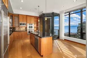 2716 Elliott Ave, Seattle, WA 98121 - Photo 3