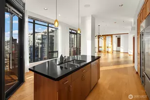 2716 Elliott Ave, Seattle, WA 98121 - Photo 5