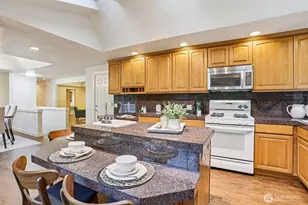 5733 155th Ave NE, Redmond, WA 98052 - Photo 9