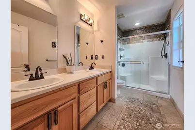 34652 Hood Canal Drive NE, Kingston, WA 98346 - Photo 23