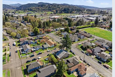 705 Cowlitz Way, Kelso, WA 98626 - Photo 31