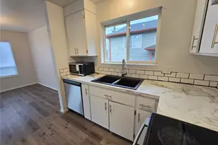 1812 W 12th St, Port Angeles, WA 98363 - Photo 15