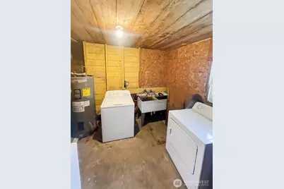 19 Fairley Street, Raymond, WA 98577 - Photo 17