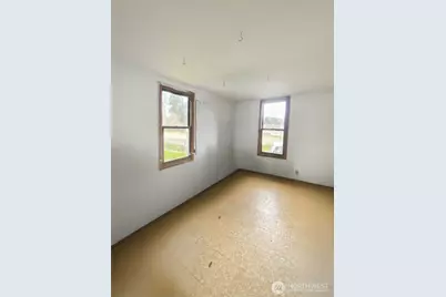 19 Fairley Street, Raymond, WA 98577 - Photo 15