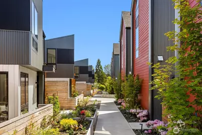 226 Canopy Path NW, Bainbridge Island, WA 98110 - Photo 3