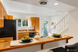 206 24th Ave E, Seattle, WA 98112 - Photo 11