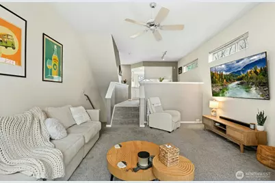 11560 Stone Avenue N #101, Seattle, WA 98133 - Photo 3