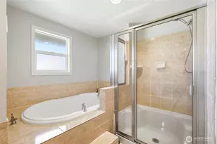 7919 194th Pl SW, Edmonds, WA 98026 - Photo 9