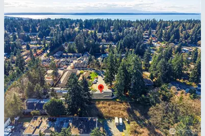 7919 194th Place SW, Edmonds, WA 98026 - Photo 37