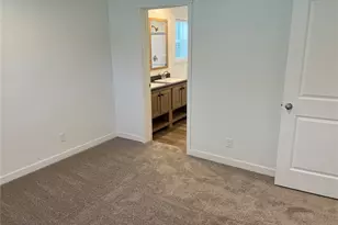 512 SW Berry Lake Rd, Port Orchard, WA 98367 - Photo 11