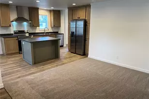 512 SW Berry Lake Rd, Port Orchard, WA 98367 - Photo 3