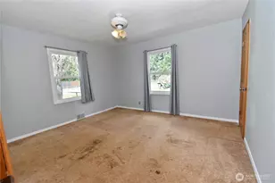 5927 88th St NE, Marysville, WA 98270 - Photo 31