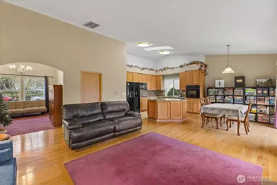 12315 203rd Ave Court E, Bonney Lake, WA 98391 - Photo 13