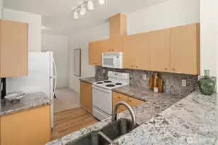 17421 1st Ln NE, Duvall, WA 98019 - Photo 5