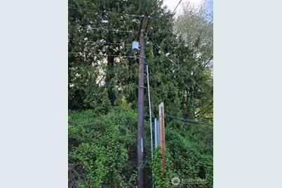 2210 W Valley Highway E, Edgewood, WA 98372 - Photo 7