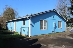 1403 N 4th Ave, Kelso, WA 98626 - Photo 1