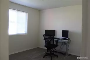 1403 N 4th Ave, Kelso, WA 98626 - Photo 11