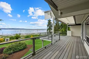 19810 Soundview Dr NW, Stanwood, WA 98292 - Photo 9