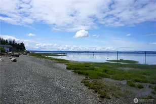 19810 Soundview Dr NW, Stanwood, WA 98292 - Photo 27