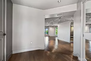 745 Bellevue Ave E, Seattle, WA 98102 - Photo 9