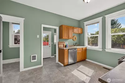 2918 Ab S 7th Street, Tacoma, WA 98405 - Photo 13