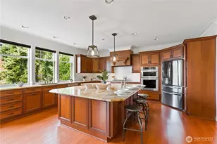 11222 NE 100th St, Kirkland, WA 98033 - Photo 13