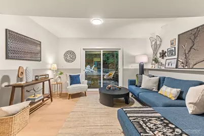 15817 SE Newport Way, Bellevue, WA 98006 - Photo 23