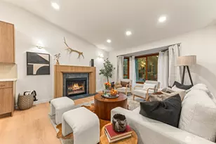 15817 SE Newport Way, Bellevue, WA 98006 - Photo 5