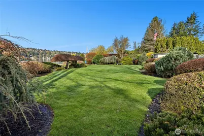 70 Cascade Ky, Bellevue, WA 98006 - Photo 37