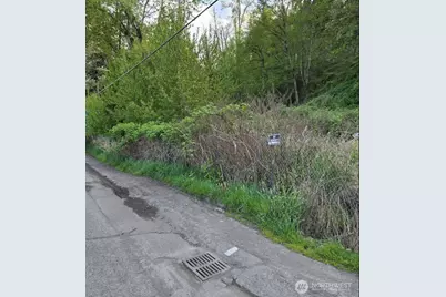 2306 W Valley Highway E, Edgewood, WA 98372 - Photo 5