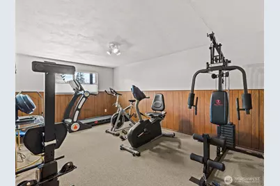 300 2nd Avenue N #2E, Edmonds, WA 98020 - Photo 21