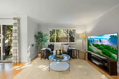 10045 NE 138th Place #E5, Kirkland, WA 98034 - Photo 15