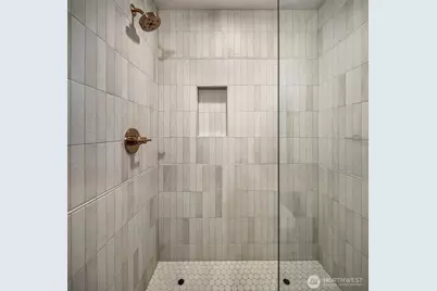 3616 Francis Avenue N, Seattle, WA 98103 - Photo 13