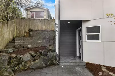 4047 25th Avenue W, Seattle, WA 98199 - Photo 29