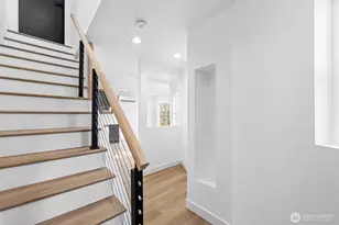 4047 25th Ave W, Seattle, WA 98199 - Photo 17