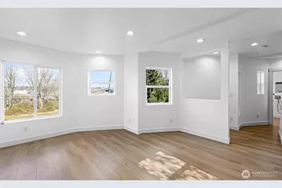 4047 25th Avenue W, Seattle, WA 98199 - Photo 7