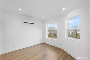 4047 25th Ave W, Seattle, WA 98199 - Photo 19