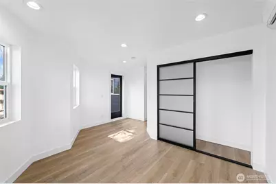 4047 25th Avenue W, Seattle, WA 98199 - Photo 21