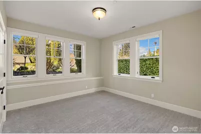 2212 77th Avenue SE, Mercer Island, WA 98040 - Photo 31
