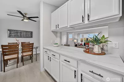 12825 NE 198th Court, Bothell, WA 98011 - Photo 19