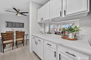 12825 NE 198th Ct, Bothell, WA 98011 - Photo 19